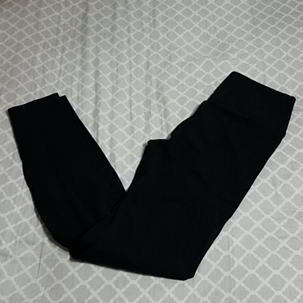never worn - Picture 3 of 3